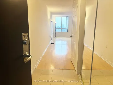 35 Finch Avenue E Toronto ON M2N 6Z8