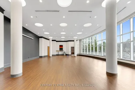 3 Rean Drive Toronto ON M2K 3C2