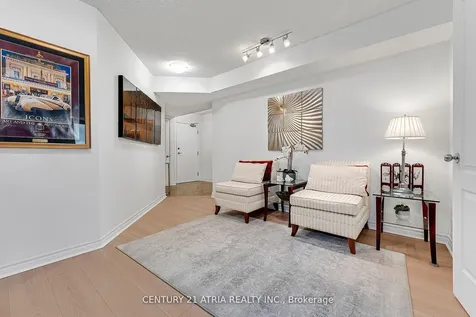 3 Rean Drive Toronto ON M2K 3C2