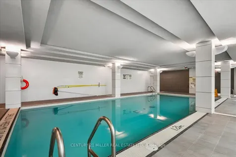 25 Lower Simcoe Street Toronto ON M5J 3A1