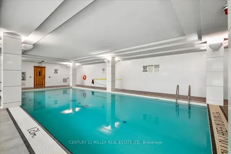 25 Lower Simcoe Street Toronto ON M5J 3A1