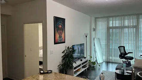 25 Lower Simcoe Street Toronto ON M5J 3A1