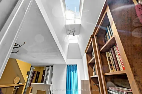 243 Gerrard Street E Toronto ON M5A 2G1