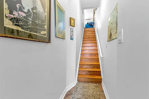 243 Gerrard Street E Toronto ON M5A 2G1