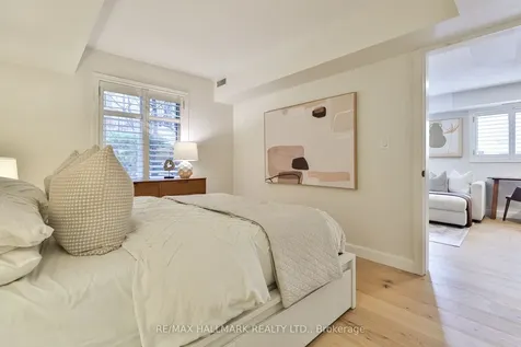 208 Niagara Street Toronto ON M6J 3W5