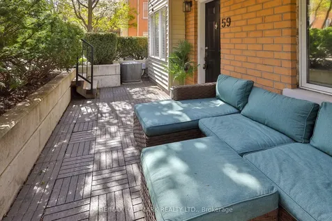 208 Niagara Street Toronto ON M6J 3W5
