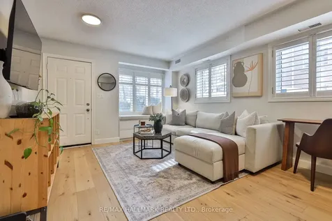 208 Niagara Street Toronto ON M6J 3W5