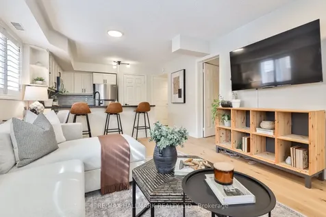 208 Niagara Street Toronto ON M6J 3W5