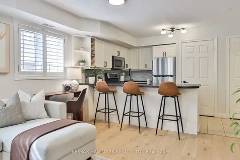 208 Niagara Street Toronto ON M6J 3W5