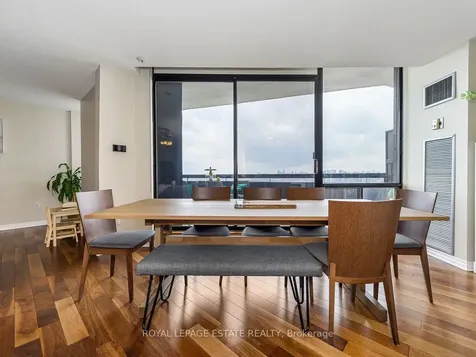 75 Graydon Hall Manor Toronto ON M3A 3M5