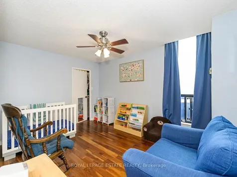 75 Graydon Hall Manor Toronto ON M3A 3M5