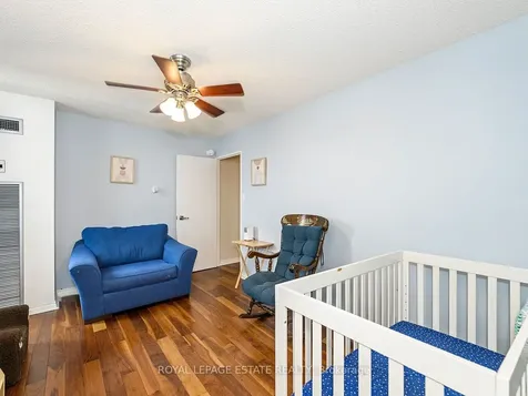 75 Graydon Hall Manor Toronto ON M3A 3M5