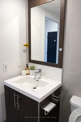 5 Sheppard Avenue E Toronto ON M2N 0G4
