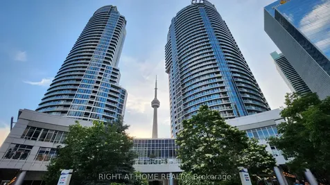 8 York Street Toronto ON M5J 2Y2