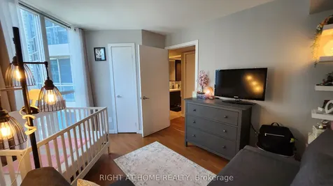 8 York Street Toronto ON M5J 2Y2