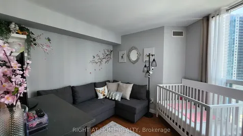 8 York Street Toronto ON M5J 2Y2