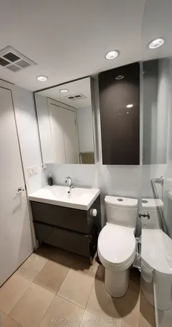 8 York Street Toronto ON M5J 2Y2