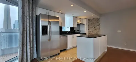 8 York Street Toronto ON M5J 2Y2