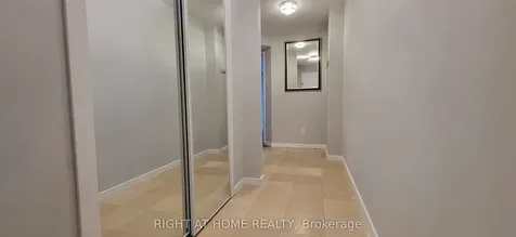 8 York Street Toronto ON M5J 2Y2