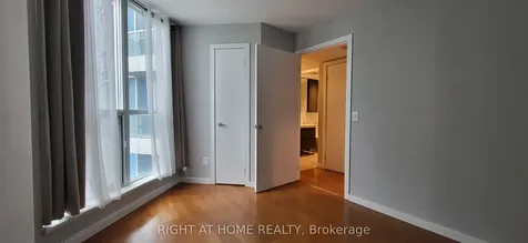 8 York Street Toronto ON M5J 2Y2