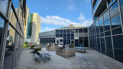8 York Street Toronto ON M5J 2Y2
