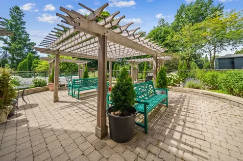 645 Millwood Road Toronto ON M4S 1L1