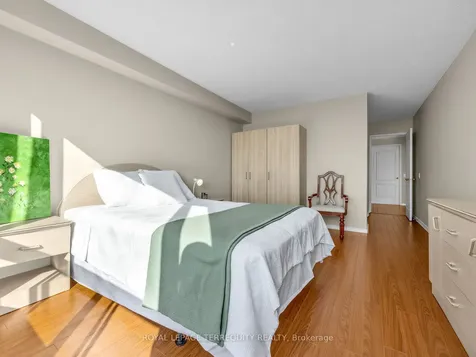 100 Upper Madison Avenue Toronto ON M2N 6M4