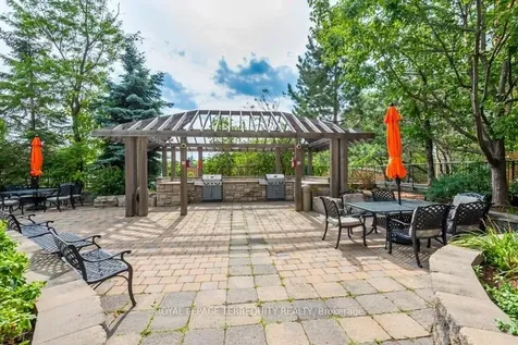 100 Upper Madison Avenue Toronto ON M2N 6M4