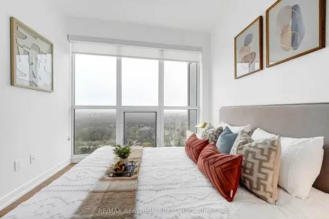 115 Mcmahon Drive Toronto ON M2K 0E3
