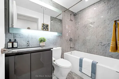 115 Mcmahon Drive Toronto ON M2K 0E3