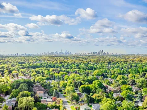 115 Mcmahon Drive Toronto ON M2K 0E3
