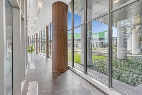 115 Mcmahon Drive Toronto ON M2K 0E3