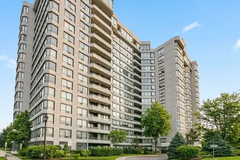 1131 Steeles Avenue W Toronto ON M2R 3W8