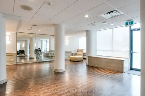 1131 Steeles Avenue W Toronto ON M2R 3W8