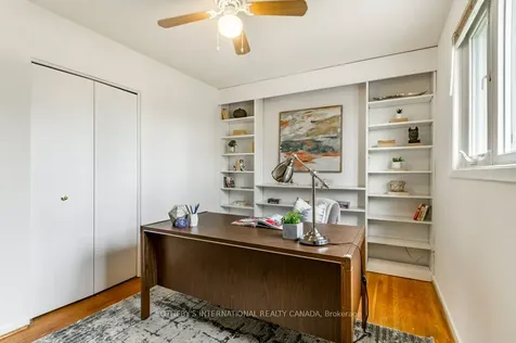 21 Summerside Crescent Toronto ON M2H 1W9