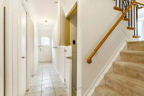 21 Summerside Crescent Toronto ON M2H 1W9
