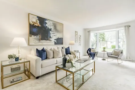 21 Summerside Crescent Toronto ON M2H 1W9