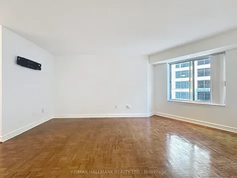 33 University Avenue Toronto ON M5J 2S7