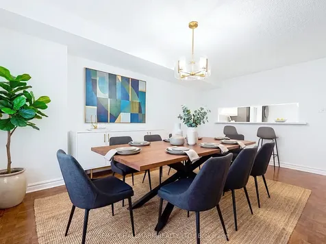 33 University Avenue Toronto ON M5J 2S7