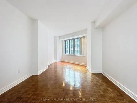 33 University Avenue Toronto ON M5J 2S7