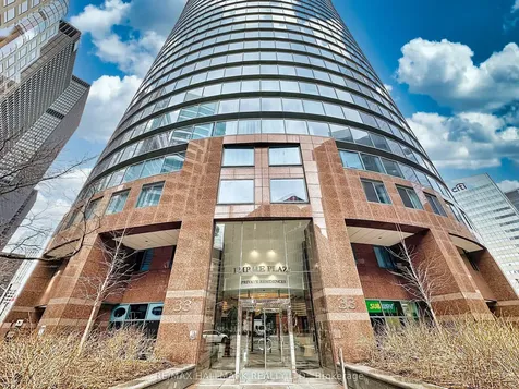 33 University Avenue Toronto ON M5J 2S7