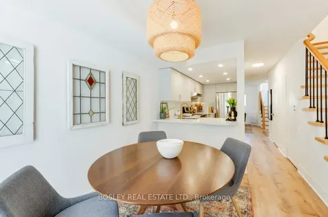 30 Merchant Lane Toronto ON M6P 4J6