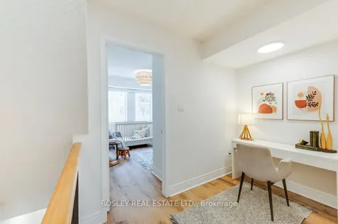 30 Merchant Lane Toronto ON M6P 4J6