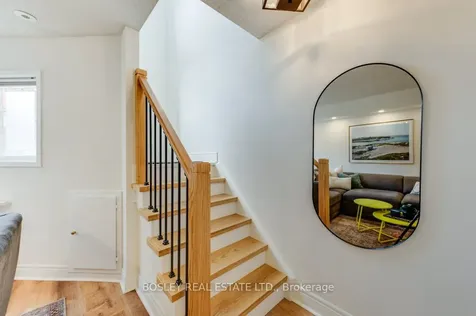30 Merchant Lane Toronto ON M6P 4J6