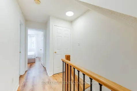 30 Merchant Lane Toronto ON M6P 4J6