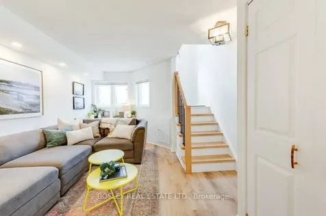 30 Merchant Lane Toronto ON M6P 4J6