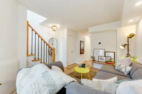 30 Merchant Lane Toronto ON M6P 4J6