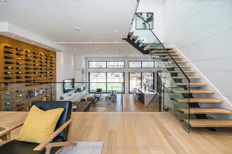 38 Gwendolen Avenue Toronto ON M2N 1A2