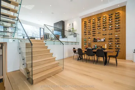 38 Gwendolen Avenue Toronto ON M2N 1A2