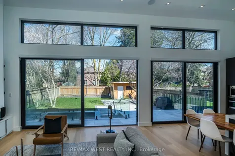 38 Gwendolen Avenue Toronto ON M2N 1A2